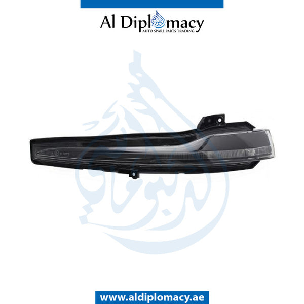 Right Mirror TURN SIGNAL LAMP for Mercedes-Benz G Class W205 (2015-2021) models, Part Number A0999067201
