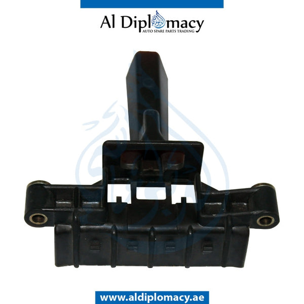 Left SLIDING Rail, ON CYLINDER HEAD BEARING CAP for Mercedes-Benz E Class W124 (1986-1995) models, Part Number A1190500216