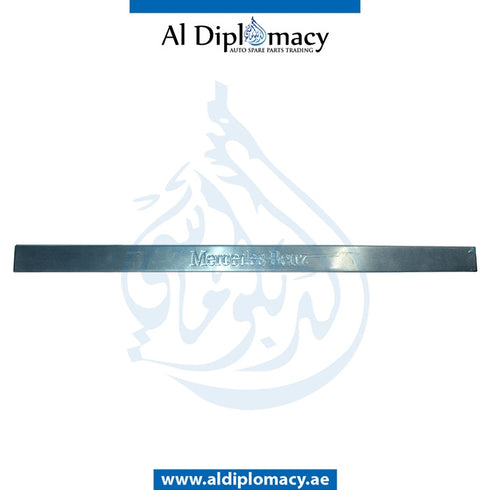 Front Right DOOR ENTRANCE RAIL for Mercedes-Benz M Class W163 (1998-2005) models, Part Number A1636860820