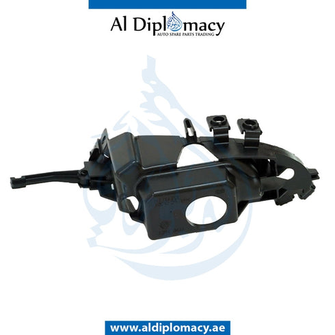 Right FOG LAMP BRACKET for Mercedes-Benz M Class W163 (1998-2005) models, Part Number A1638201212