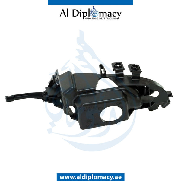 Right FOG LAMP BRACKET for Mercedes-Benz M Class W163 (1998-2005) models, Part Number A1638201212