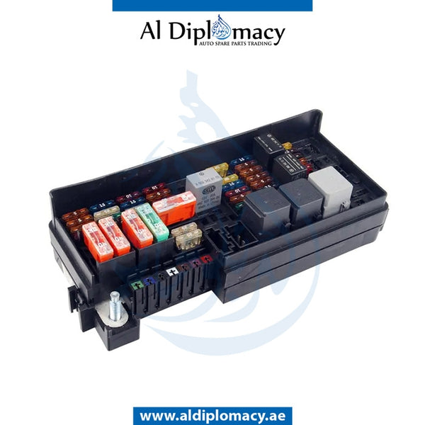 Rear FUSE BOX RELAY MODULE for Mercedes-Benz GL Class X164 (2006-2012) models, Part Number A1645403072