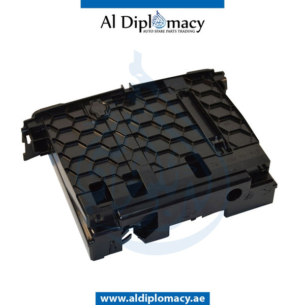 INSTRUMENT PANEL Housing, CENTER for Mercedes-Benz M Class W164 (2006-2011) models, Part Number A1646801152