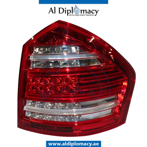 Right STOPLIGHT for Mercedes-Benz M Class W164 (2006-2011) models, Part Number A1648203464