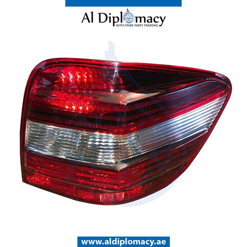 Right STOPLIGHT for Mercedes-Benz M Class W164 (2006-2011) models, Part Number A1649060800