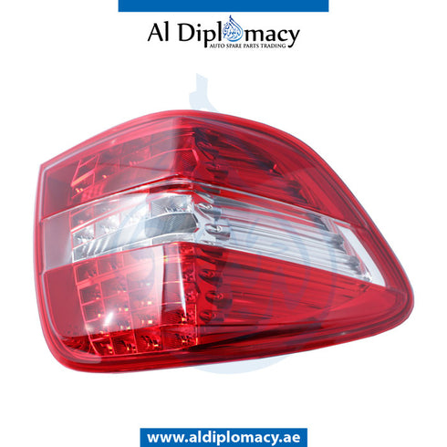 Left STOPLIGHT for Mercedes-Benz M Class W164 (2006-2011) models, Part Number A1649064400