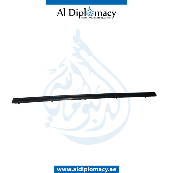 Rear Right Lower DOOR COVER STRIP for Mercedes-Benz GLS Class X167 (2019) models, Part Number A1676981400