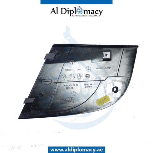 Front Right WINDSHIELD WATER DRAIN COVER for Mercedes-Benz B Class W245 (2005-2010) models