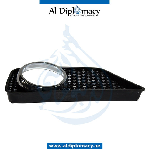 Front Left Lower BUMPER FOG LAMP Grille, AMG for Mercedes-Benz SLK Class W171 (2004-2011) models, Part Number A1718850553