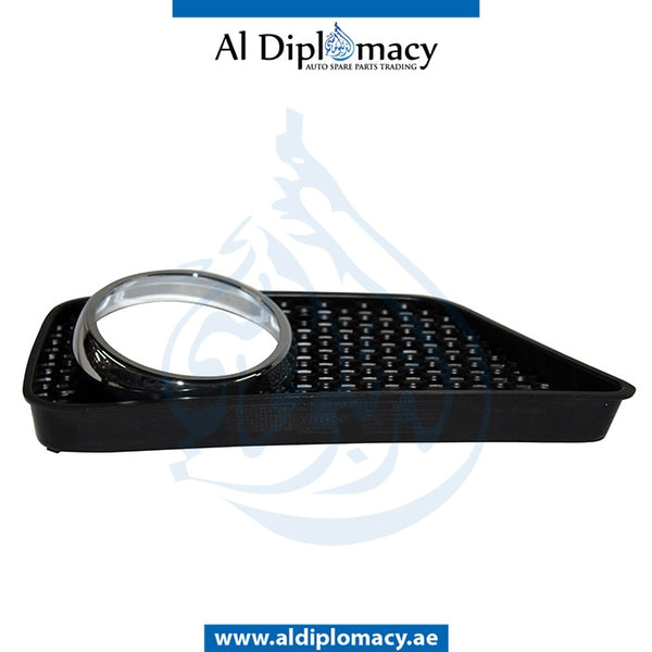 Front Left Lower BUMPER FOG LAMP Grille, AMG for Mercedes-Benz SLK Class W171 (2004-2011) models, Part Number A1718850553