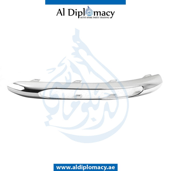 Front Right Lower BUMPER FOG LAMP GRILLE MOLDING for Mercedes-Benz SLK Class W172 (2011-2020) models, Part Number A1728850174