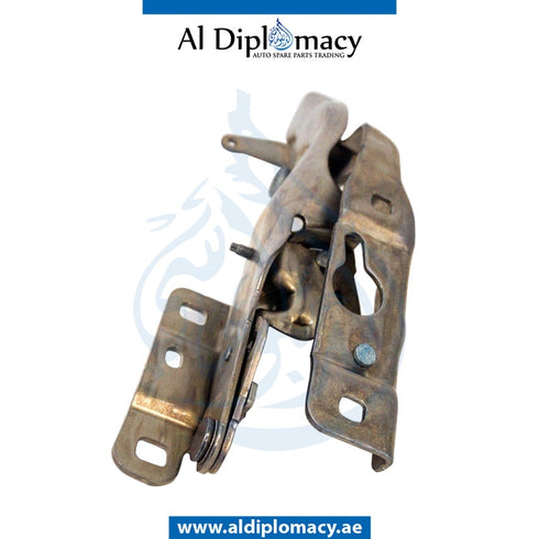 Right HOOD HINGE for Mercedes-Benz A Class W176 (2012-2018) models, Part Number A1768800428