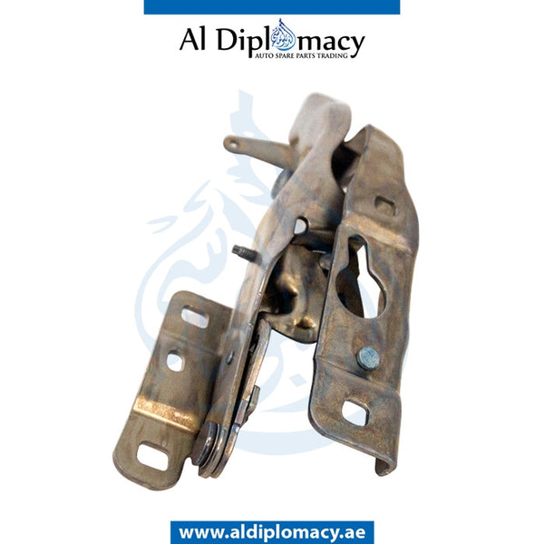 Right HOOD HINGE for Mercedes-Benz A Class W176 (2012-2018) models, Part Number A1768800428