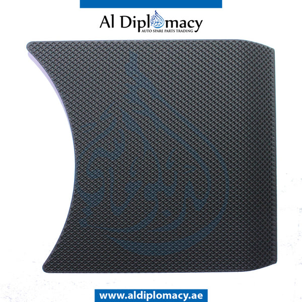 Left DASHBOARD COVER MOLDING for Mercedes-Benz C Class W204 (2007-2015) models, Part Number A2046891339