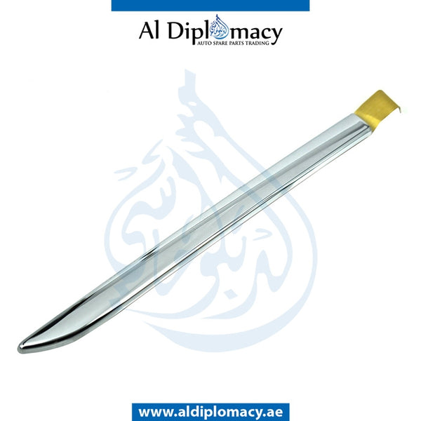 Front Right FENDER MOLDING for Mercedes-Benz C Class W204 (2007-2015) models, Part Number A2046903262