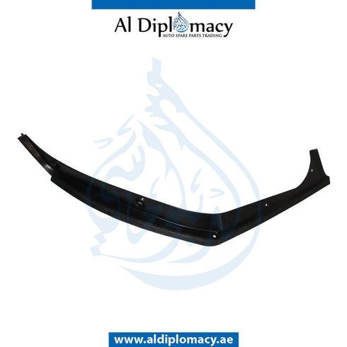 Right Upper TRUNK COVER for Mercedes-Benz C Class W204 (2007-2015) models, Part Number A2046931633