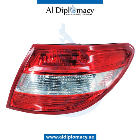 Right STOPLIGHT for Mercedes-Benz C Class W204 (2007-2015) models, Part Number A2048200264