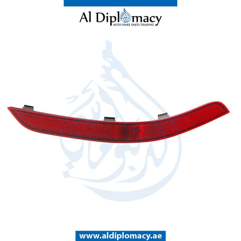 Front Left REFLECTOR for Mercedes-Benz C Class W204 (2007-2015) models