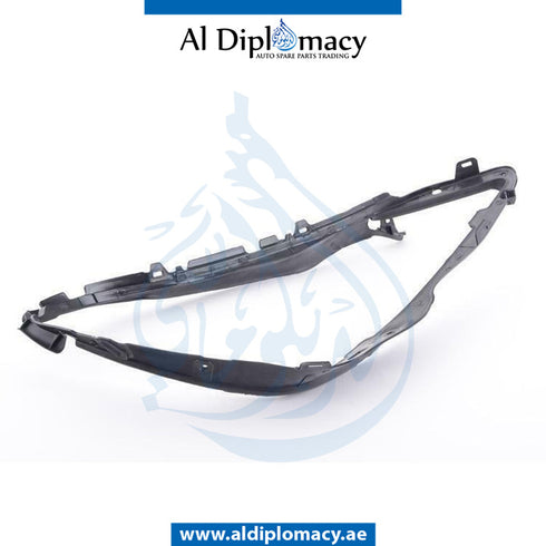 Left HEADLIGHT SEALING FRAME for Mercedes-Benz C Class W204 (2007-2015) models