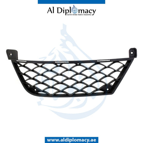 Front Right Lower BUMPER GRILLE for Mercedes-Benz C Class W204 (2007-2015) models, Part Number A2048851653