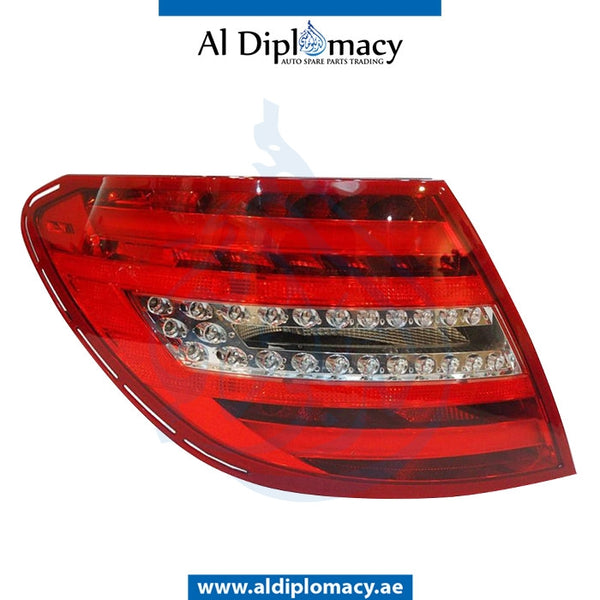 Left STOPLIGHT for Mercedes-Benz C Class W204 (2007-2015) models, Part Number A2049060203