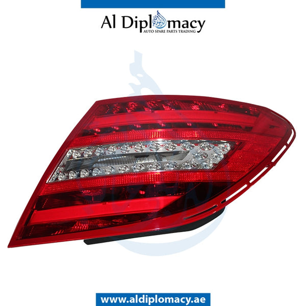 Right STOPLIGHT for Mercedes-Benz C Class W204 (2007-2015) models, Part Number A2049060503