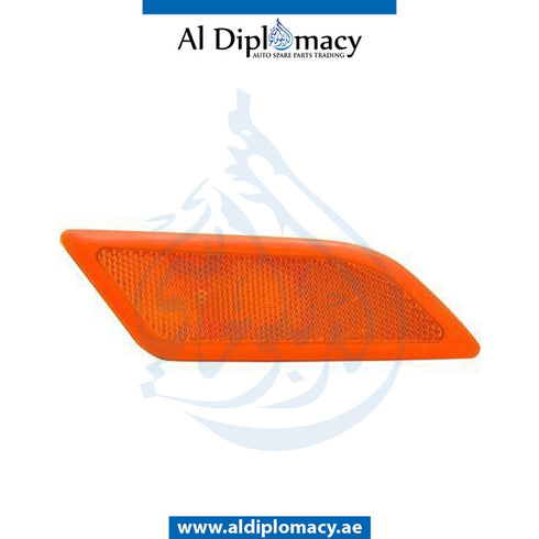 Right TURN SIGNAL LAMP for Mercedes-Benz C Class W204 (2007-2015) models