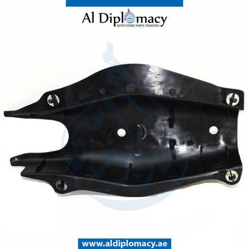 Rear Right CONTROL ARM COVER for Mercedes-Benz GLC Class W205 (2015-2021) models