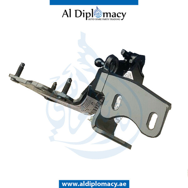 Right TRUNK LID HINGE BRACKET for Mercedes-Benz C Class W205 (2015-2021) models, Part Number A2057506400