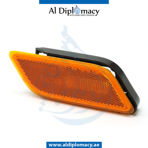 Right TURN SIGNAL LAMP for Mercedes-Benz E-Class Coupe W207 (2009-2017) models