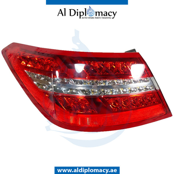 Left STOPLIGHT for Mercedes-Benz E-Class Coupe W207 (2009-2017) models, Part Number A2079060158 64