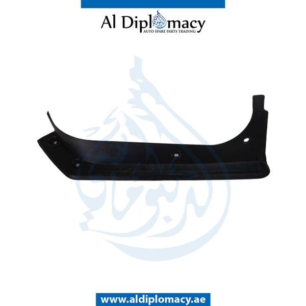 Right TRUNK COMPARTMENT COVER for Mercedes-Benz E Class W212 (2009-2016) models, Part Number A2126931033 9051