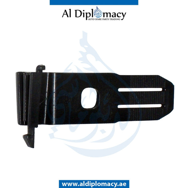 Bracket, SHOW GRILLE TO CARRIER for Mercedes-Benz E Class W212 (2009-2016) models, Part Number A2128855614