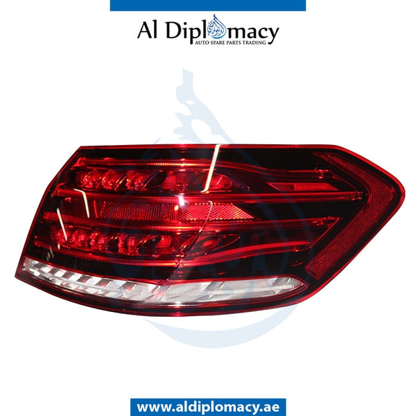 Right STOPLIGHT for Mercedes-Benz E Class W212 (2009-2016) models, Part Number A2129061403