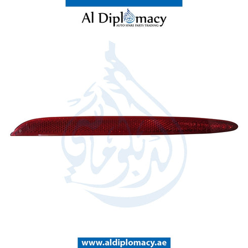 Front Left REFLECTOR for Mercedes-Benz SLK Class C190 (2015-2021) models, Part Number A2178200174