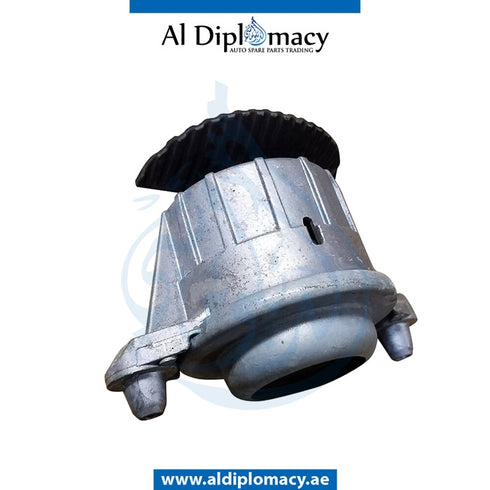 Right ENGINE MOUNT for Mercedes-Benz CLS Class W218 (2011-2018) models