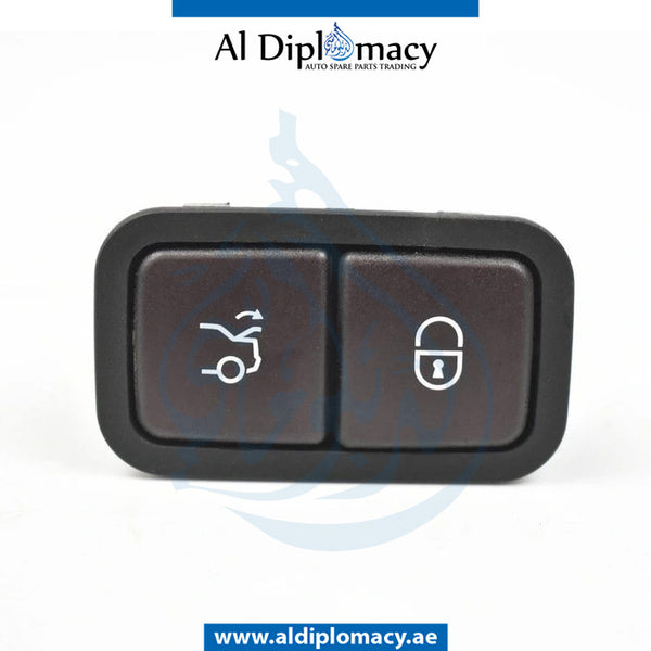 REMOTE TRUNK LOCKING SWITCH for Mercedes-Benz E Class C209 (2002-2010) models, Part Number A2208211479