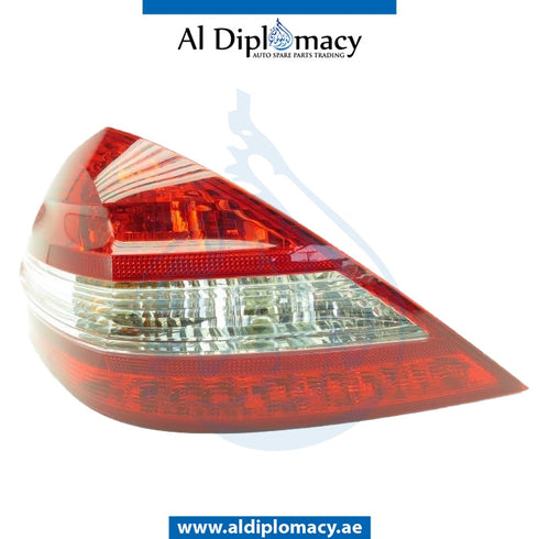 Left STOPLIGHT for Mercedes-Benz SL Class W230 (2002-2011) models, Part Number A2308201564