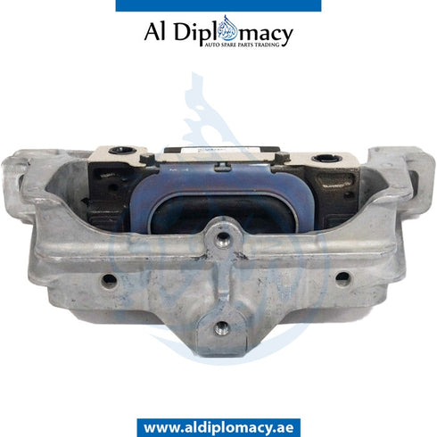 Right ENGINE MOUNT for Mercedes-Benz CLA Class W117 (2013-2022) models, Part Number A2462402417