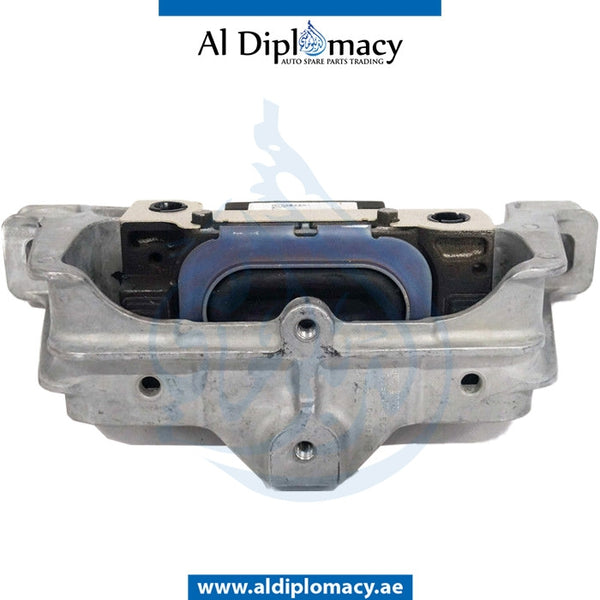 Right ENGINE MOUNT for Mercedes-Benz CLA Class W117 (2013-2022) models, Part Number A2462402417