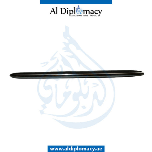 Right Lower SHOW GRILLE MOLDING for Mercedes-Benz VITO W447 (2014-2020) models, Part Number A4478880485 7F24