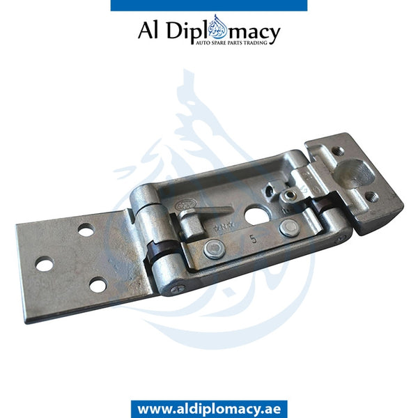 Rear DOOR HINGE for Mercedes-Benz SPRINTER models, Part Number A9017400837