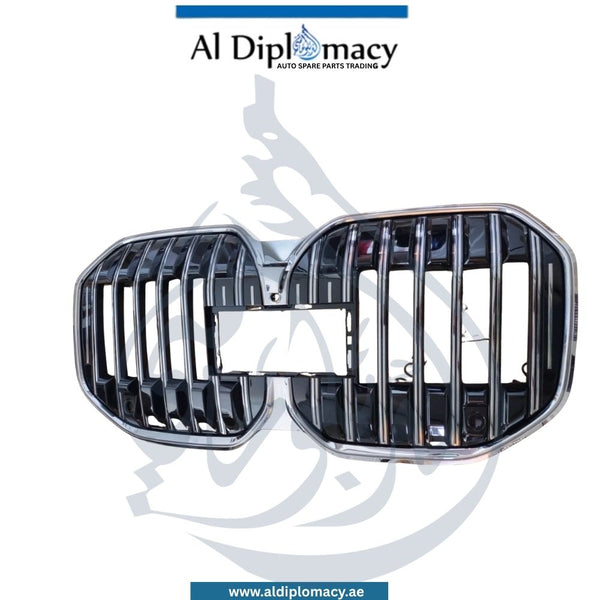 Bmw 7 Series G70 Show Grille, With Light And Camera - OEM Part Number 51135A013E0 Used
