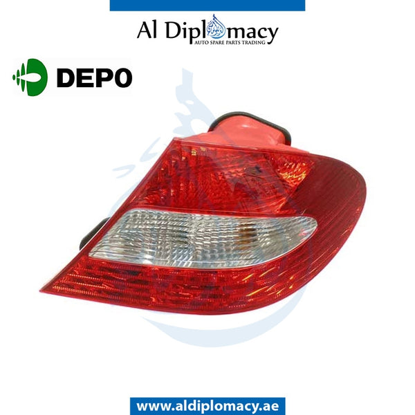 Right Stoplight, 440-1959r-ue for Mercedes-Benz CLK Class C209 (2002-2010) models, Part Number DEP-2098201464