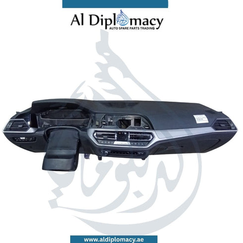 BMW 3 Series, G20, Black, Complete Dashboard, Head-Up Display, Genuine, Used, Original BMW, Interior Part.