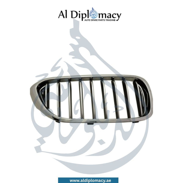 BMW 5 Series G30 Show Grille, Chrome Black, Right Side - OEM Part Number 51137390866 Used Genuine