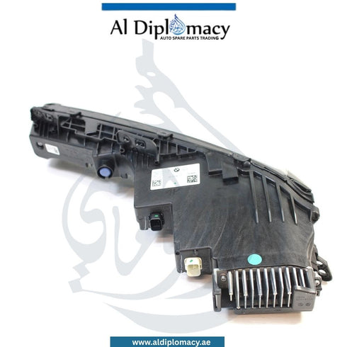 BMW 7 Series G70 Headlight Upper Right Side - Used OEM Part Number 63115A5F5C4 BMW Genuine