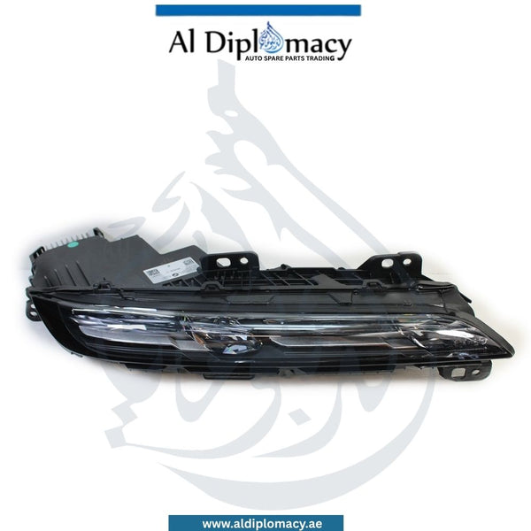 BMW 7 Series G70 Headlight Upper Right Side - Used OEM Part Number 63115A5F5C4 BMW Genuine