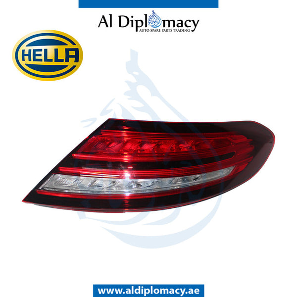 Right Stoplight, 2SD 011 786-301 for Mercedes-Benz C Class W205 (2015-2021) models, Part Number H-2059063205