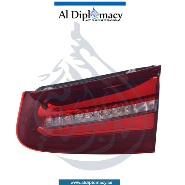 Original Mercedes-Benz Glc Class X253 Trunk Lid Stoplight Right Side OEM Part Number A2539063000